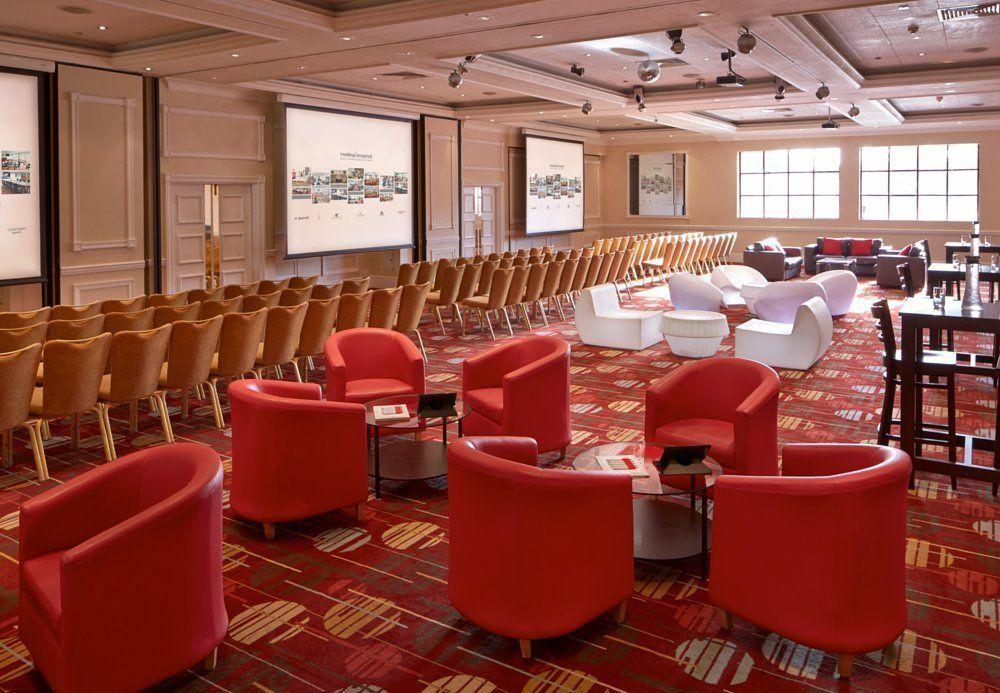 Delta Hotels By Marriott Swansea Bagian luar foto